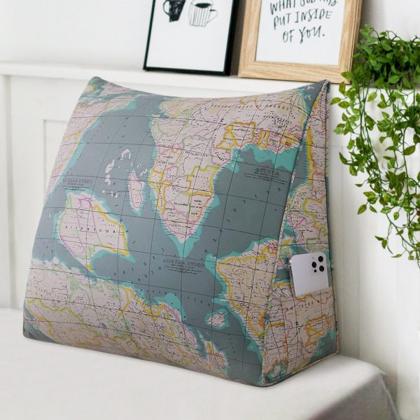 mapa verde wedgepillow