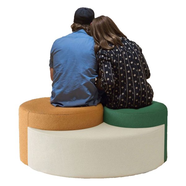 Regulowana sofa podłogowa 2-osobowa z pufem
